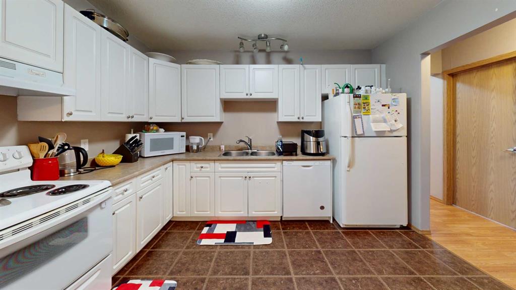 Third View of 203, 9508 99 street  , NONE, Lac La Biche, Alberta, T0A 2C0