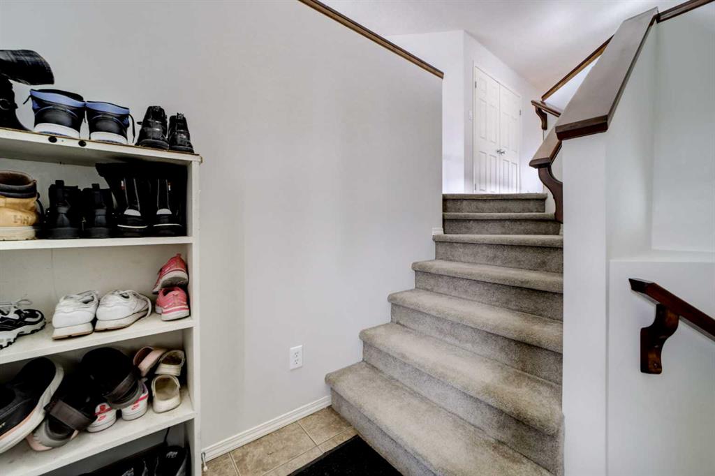 Fifth View of 136 Jessie Robinson Close N, Legacy Ridge / Hardieville, Lethbridge, Alberta, T1H 3Y8