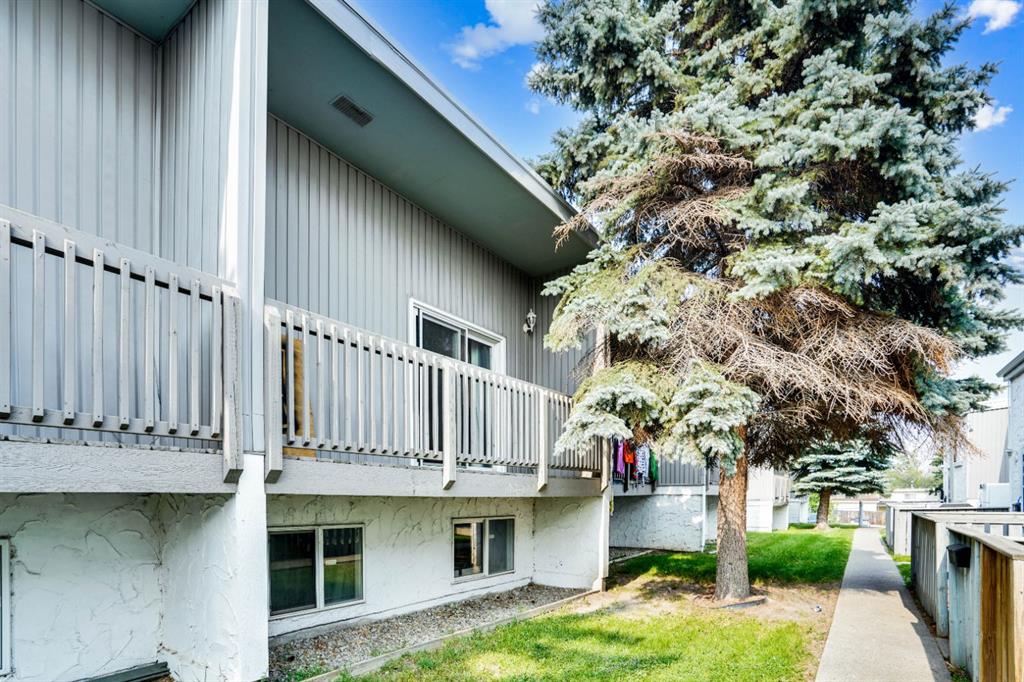 Fifth View of 2, 459 Huntsville Crescent NW, Huntington Hills, Calgary, Alberta, T2K4W3
