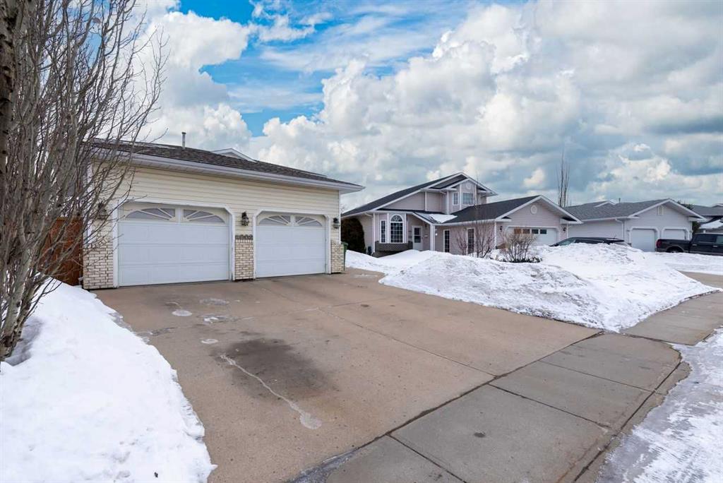 Fourth View of 4002 60 Avenue , Southridge, Lloydminster, Alberta, T9V 2R9