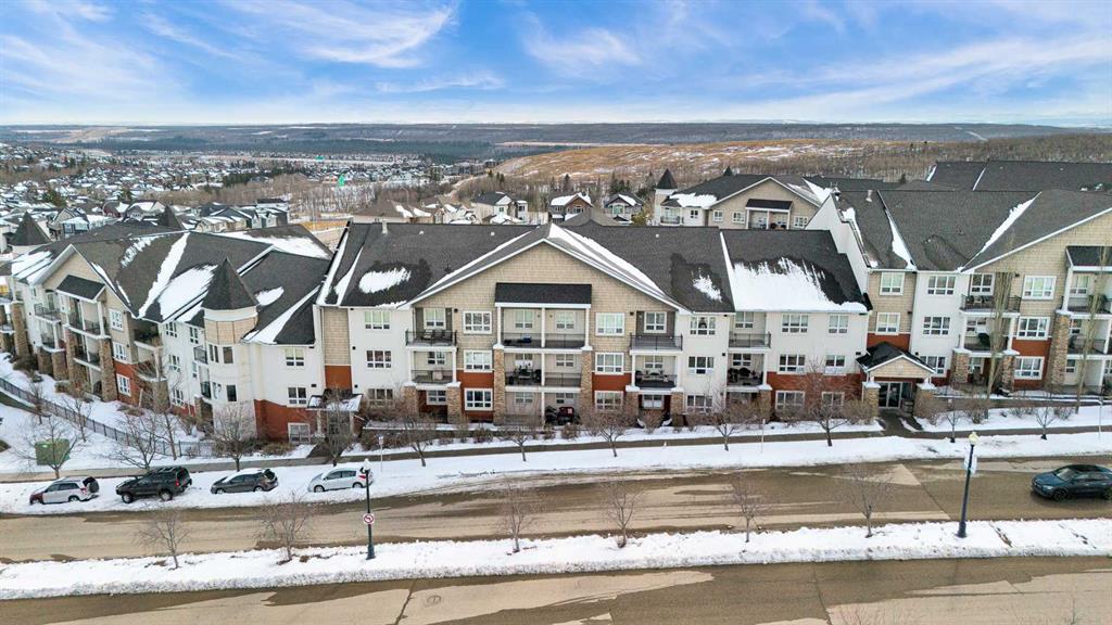 318, 26 Val Gardena View SW, A2299150, Alberta,