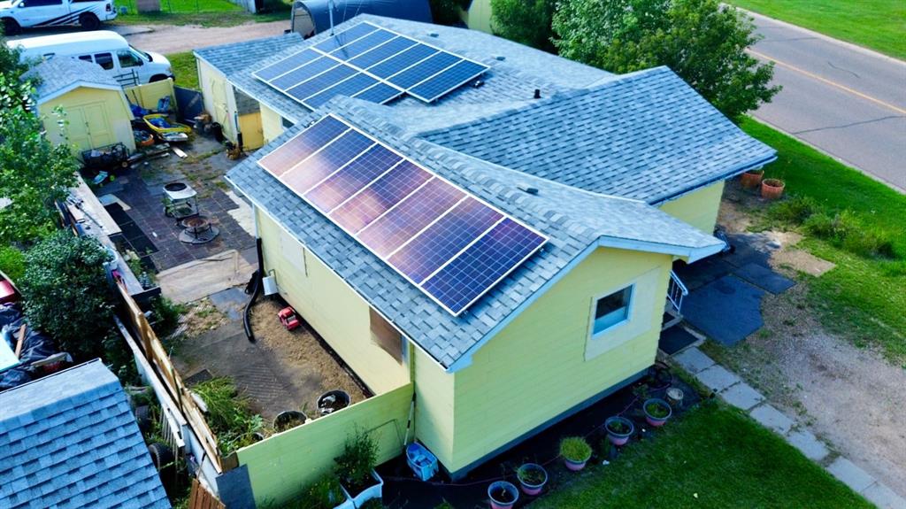 813 Centre St Street , A2299154, Alberta,