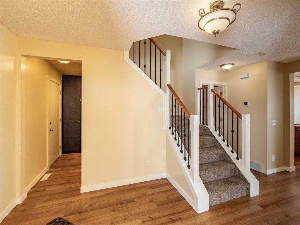 101 Westpoint Gardens , A2299192, Alberta,