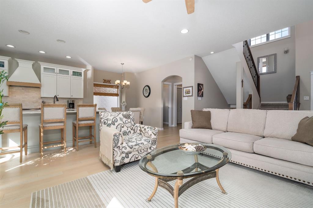 Fifth View of 128 Stratton Close SE, SE Southridge, Medicine Hat, Alberta, T1B4S8