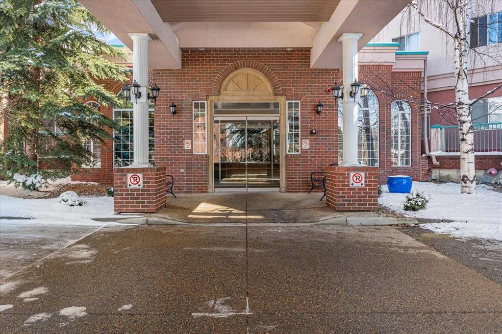 MLS® listing #109850191 for sale located at 302, 200 Lincoln Way SW