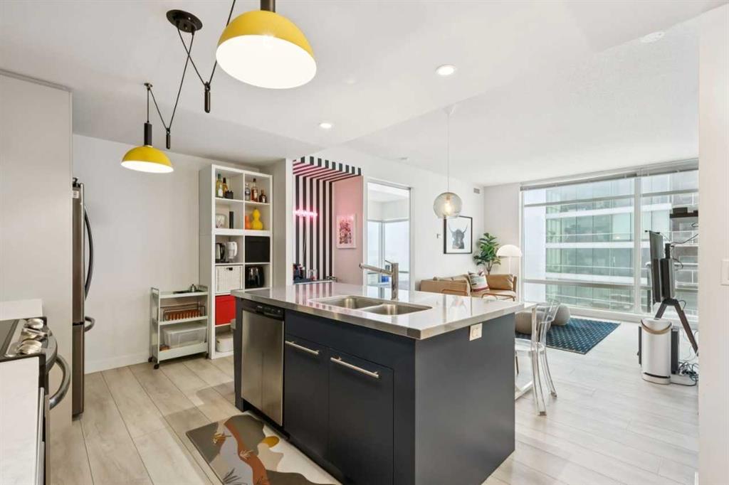 Fourth View of 1401, 215 13 Avenue SW, Beltline, Calgary, Alberta, T2R0V6