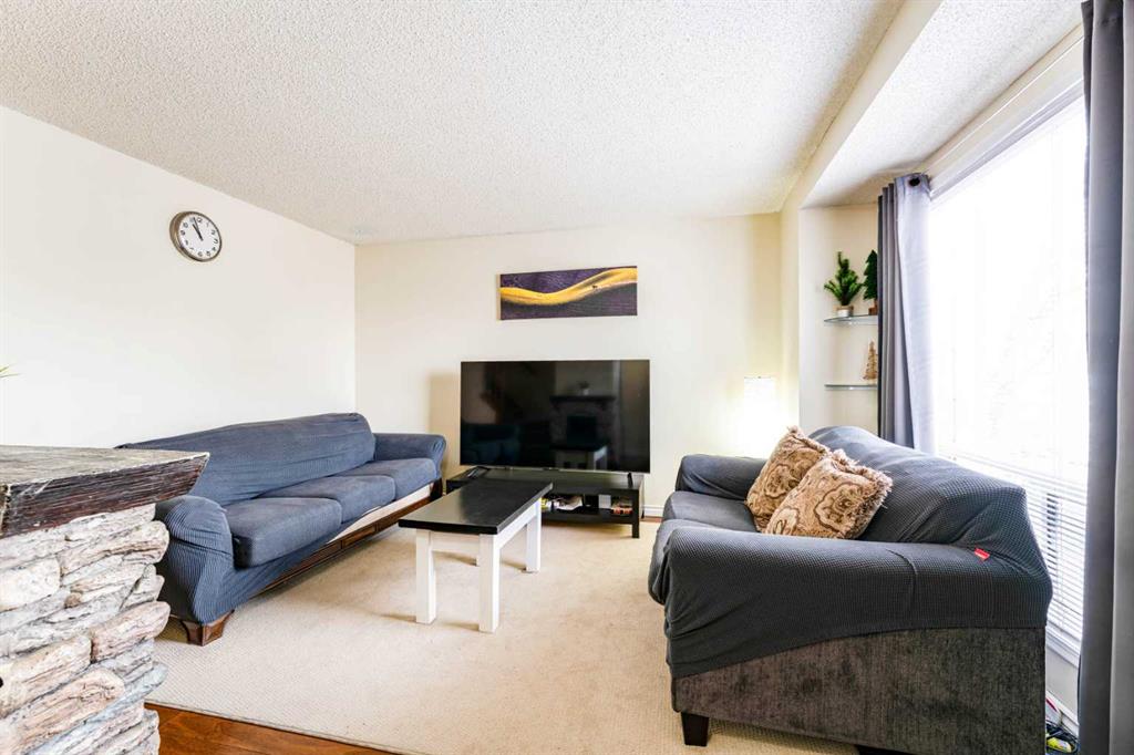 Fifth View of 31 Coventry Lane NE, Coventry Hills, Calgary, Alberta, T3K 4G4