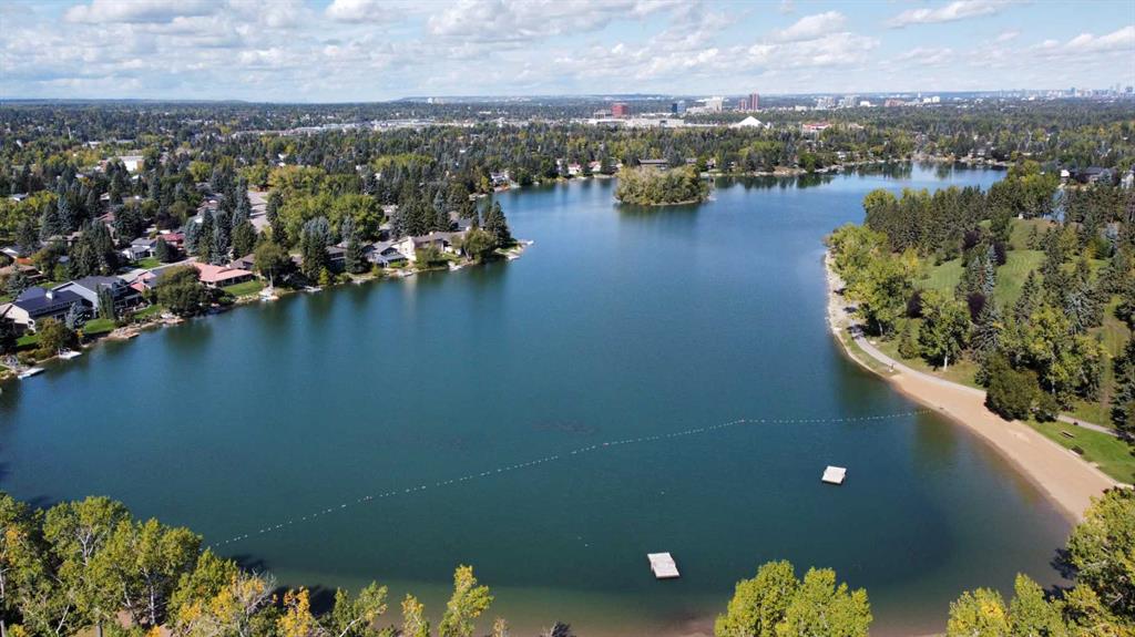 844 Lake Lucerne Drive SE, A2299357, Alberta,