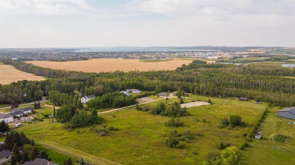 201, 1236 Township Road 384  , A2299410, Alberta,