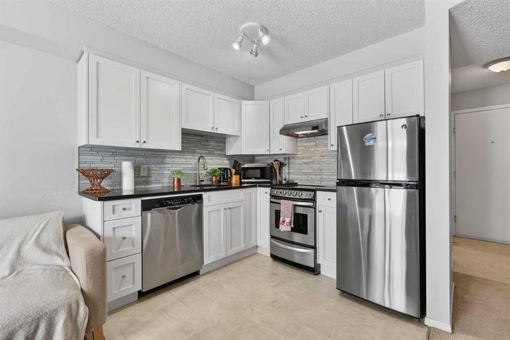 Fourth View of 1106, 2371 Eversyde Avenue SW, Evergreen, Calgary, Alberta, T2Y 5B7