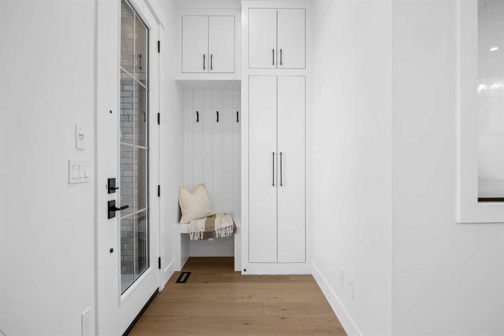 Fifth View of 2207 26a Street SW, Killarney/Glengarry, Calgary, Alberta, T3E 2C2