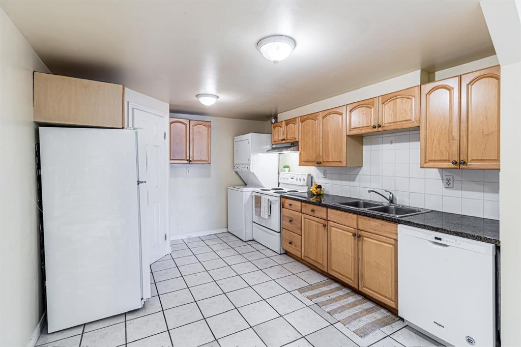 Fourth View of 1, 6827 Centre Street N, Huntington Hills, Calgary, Alberta, T2K 5C4