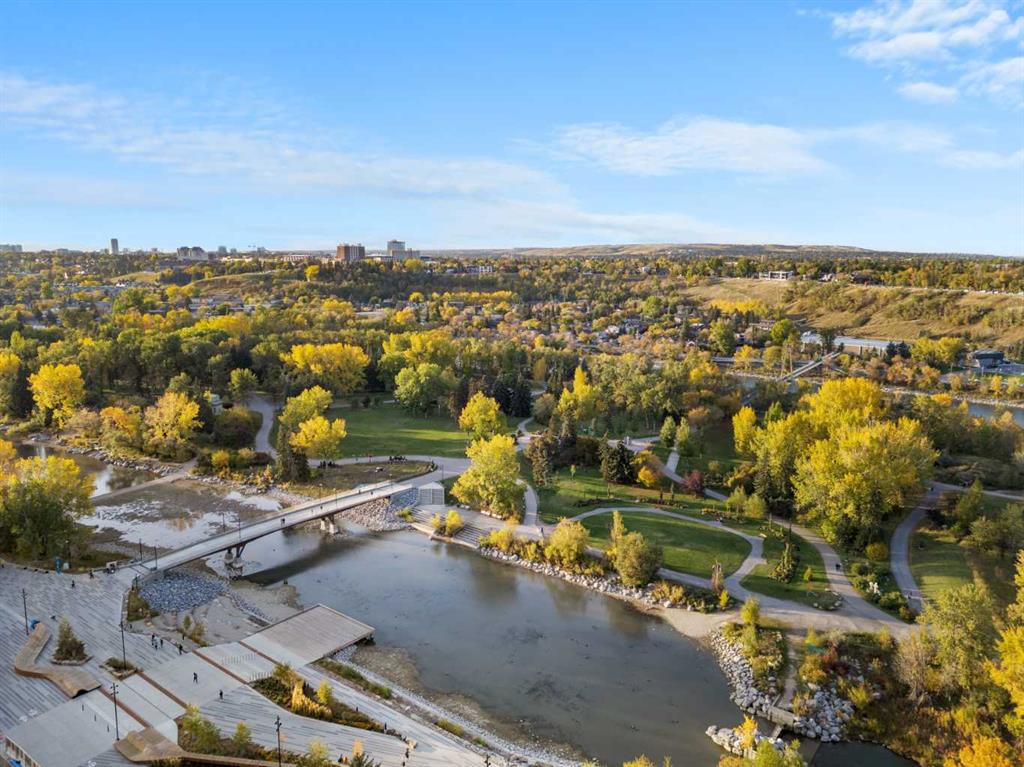 Fourth View of 314, 222 Riverfront Avenue SW, Chinatown, Calgary, Alberta, T2P 0W3