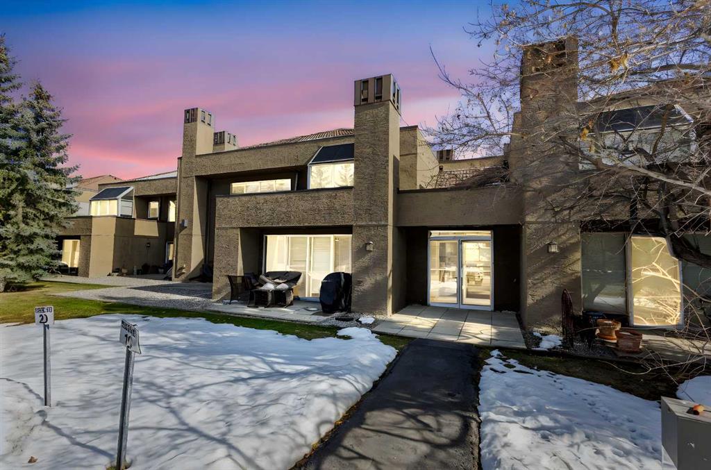 1, 108 Village Heights SW, A2299518, Alberta,