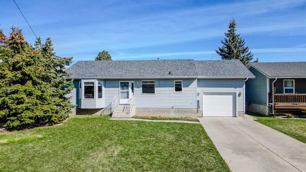 235 E 200 S  , A2299524, Alberta,