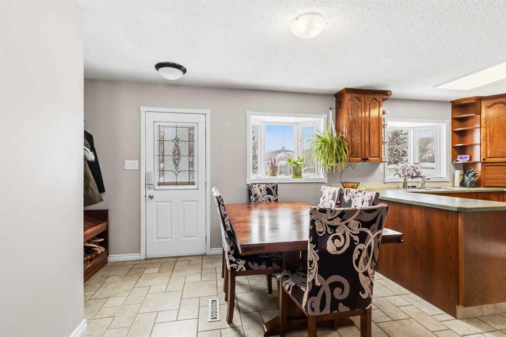 Fifth View of 18 Clark Crescent , Downtown, Fort McMurray, Alberta, T9H 1M8