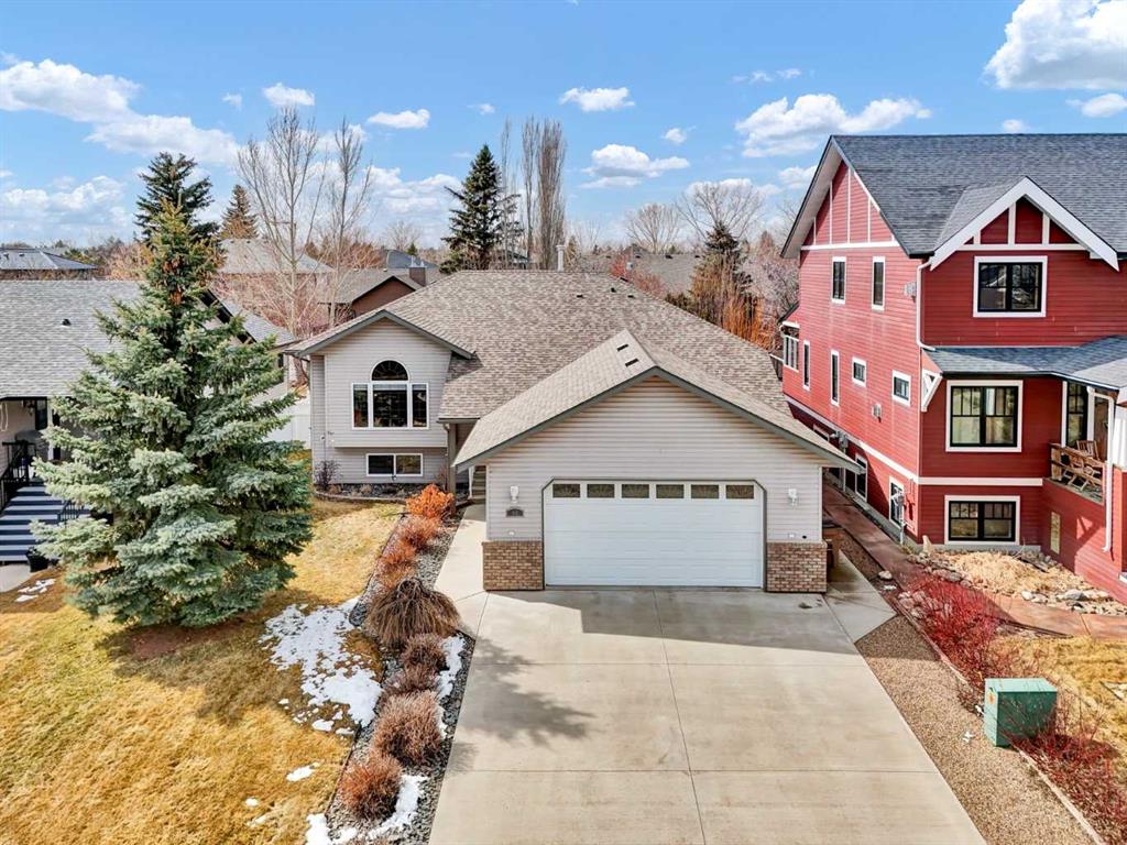 99 Greystone Close , A2299621, Alberta,