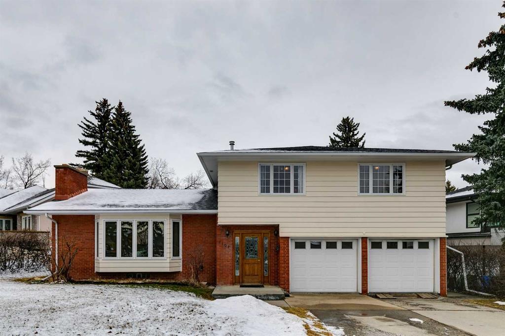 MLS® listing #109878874 for sale located at 4104 Crestview Road SW