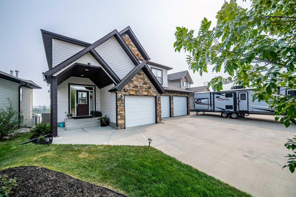 Third View of 41 Pinnacle Lake Drive , Pinnacle Ridge, Grande Prairie, Alberta, T8W 0A9