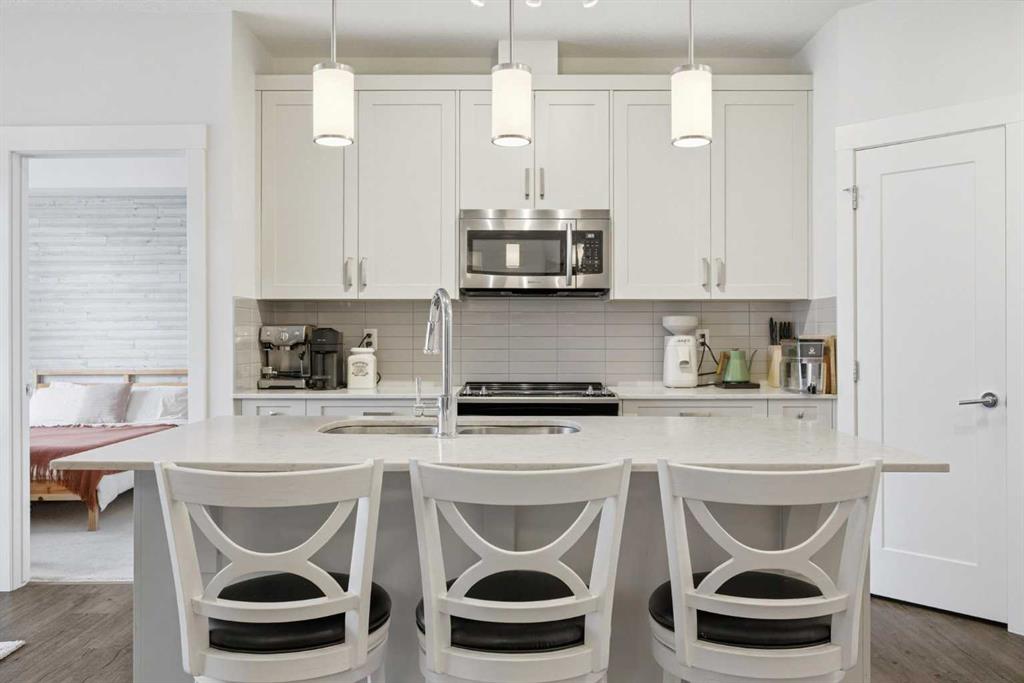 Fourth View of 104, 20 Walgrove Walk SE, Walden, Calgary, Alberta, T2X 4L2