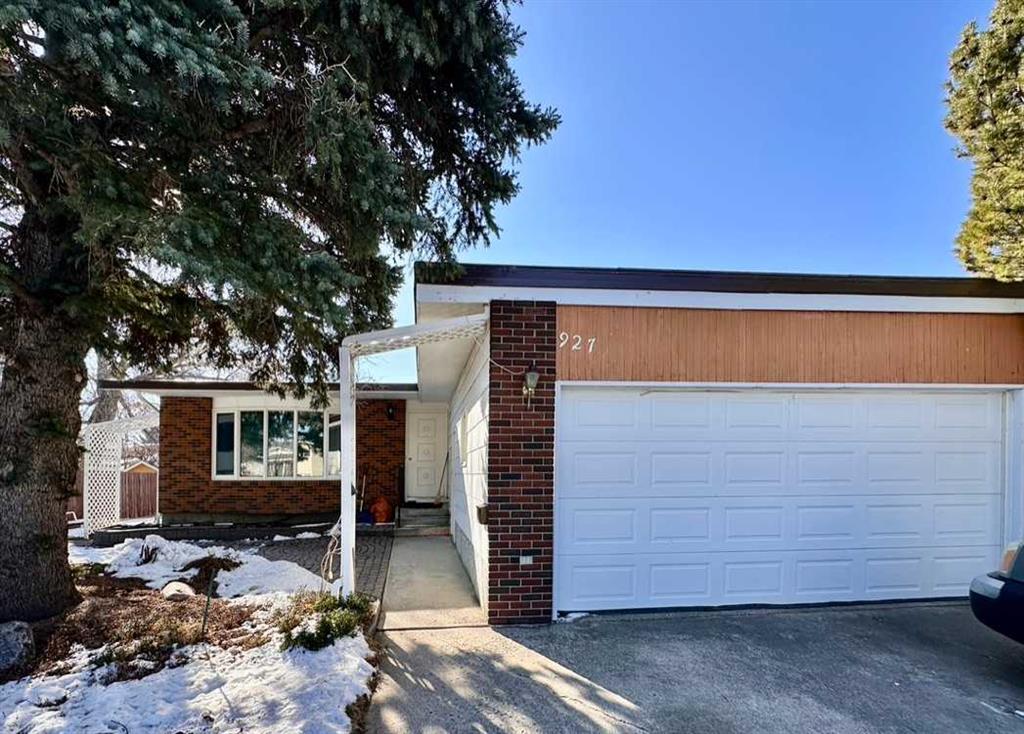 927 20 A Avenue , A2299686, Alberta,