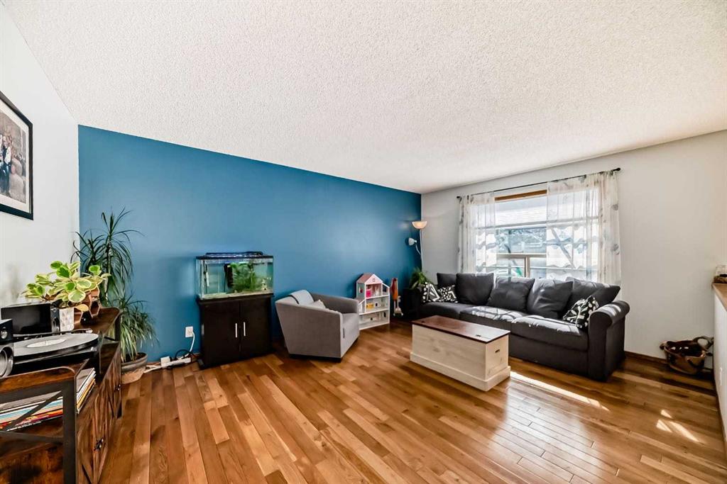 Third View of 15 Citadel Meadow Grove NW, Citadel, Calgary, Alberta, T3G 4K6