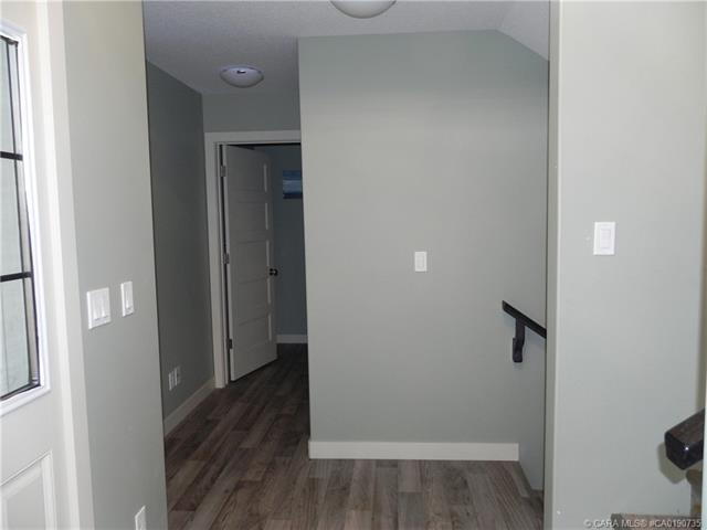 Fifth View of 18 CROSS Street , Trinity Crossing, Lacombe, Alberta, T4L 0J4