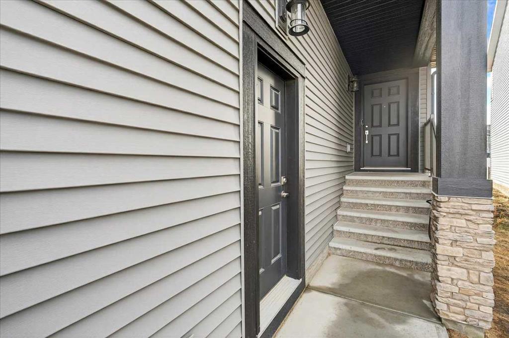 Fifth View of 17 Belmont Green SW, Belmont, Calgary, Alberta, T2X5E3