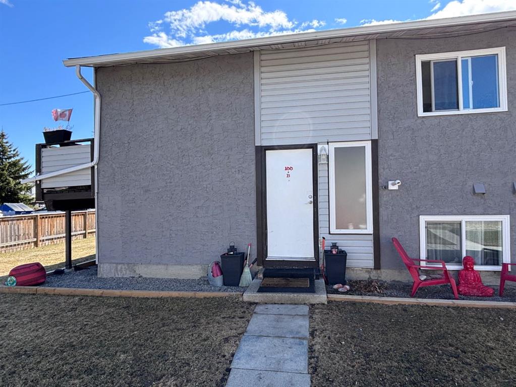 Third View of B, 100 Oak Avenue , Heritage Okotoks, Okotoks, Alberta, T1S 1H9