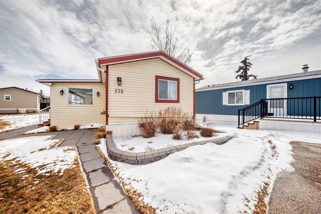 Second View of 272 Burroughs Circle NE, Monterey Park, Calgary, Alberta, T1Y 6K3