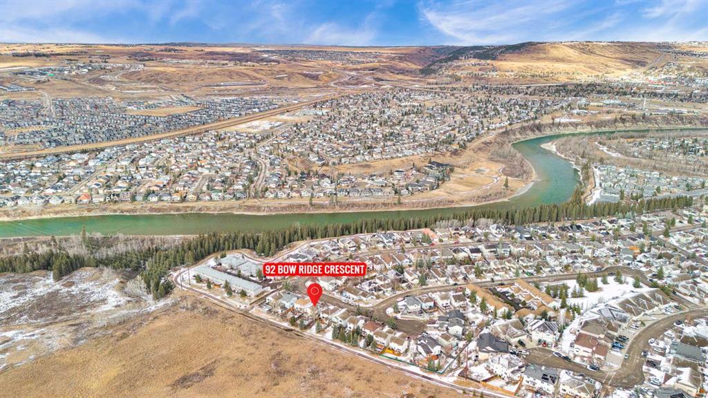 92 Bow Ridge Crescent , A2299917, Alberta,