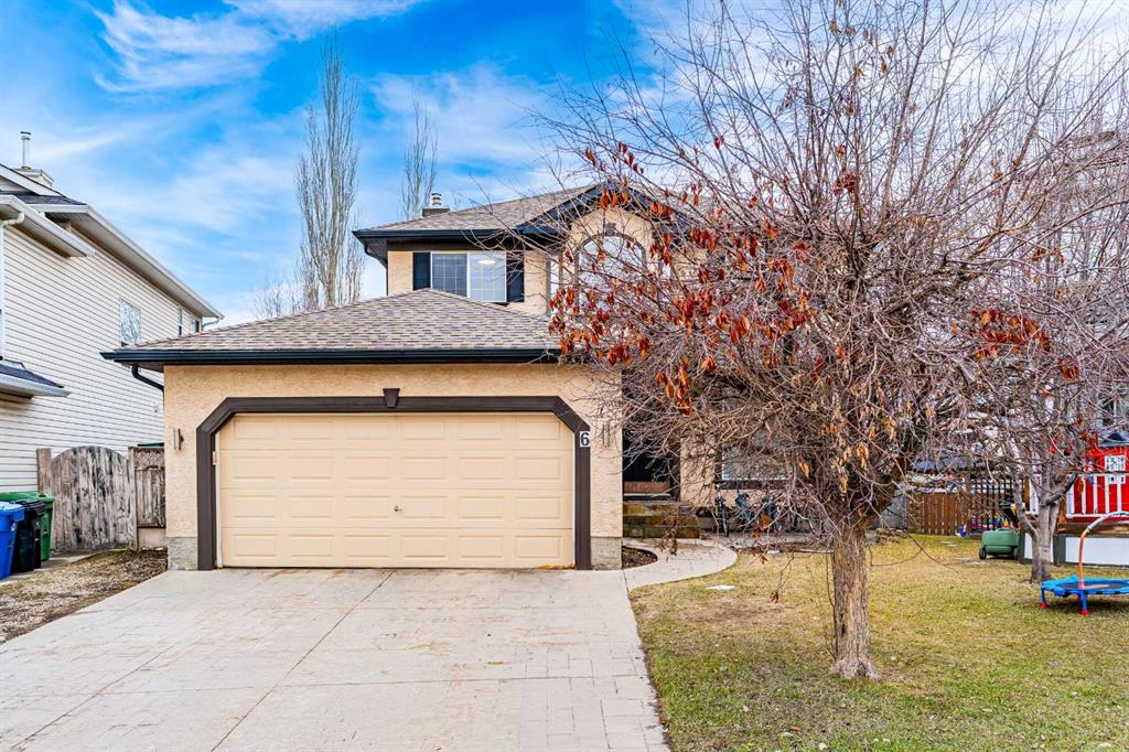 Second View of 6 Douglas Woods Bay SE, Douglasdale/Glen, Calgary, Alberta, T2Z 3A1