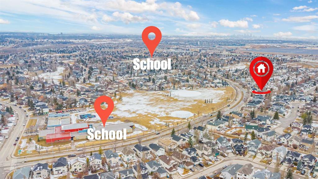 Fourth View of 6 Douglas Woods Bay SE, Douglasdale/Glen, Calgary, Alberta, T2Z 3A1