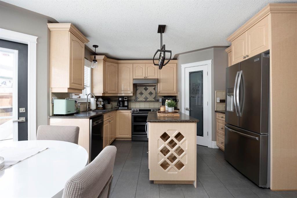 Fourth View of 327 Williams Drive , Wood Buffalo, Fort McMurray, Alberta, T9K2A9