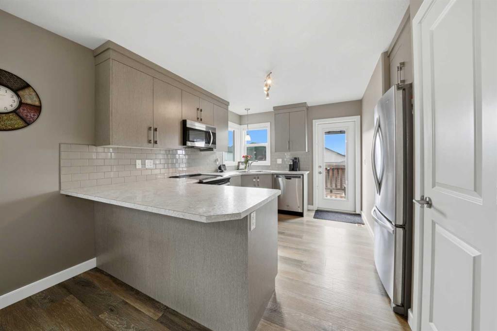 Third View of 226 Livingston Close , Laredo, Red Deer, Alberta, T4R 0S8