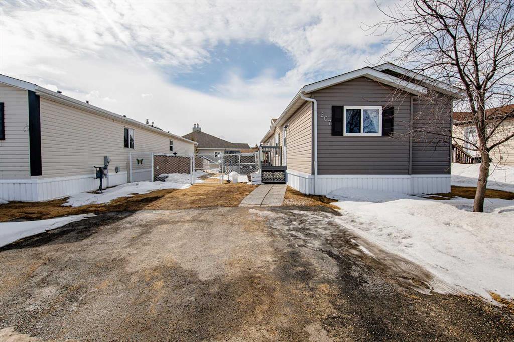 Second View of 207, 10615 88 Street , MH - Trumpeter Village, Grande Prairie, Alberta, T8X 1P5