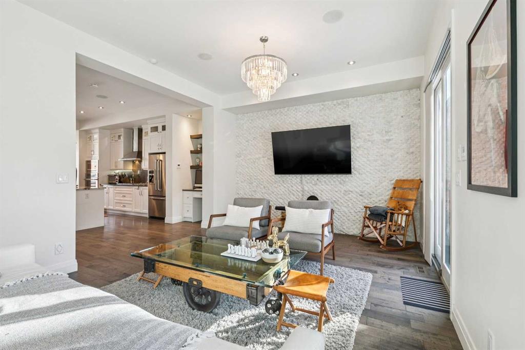 Third View of 2109 20 Avenue SW, Richmond, Calgary, Alberta, T2T0M3