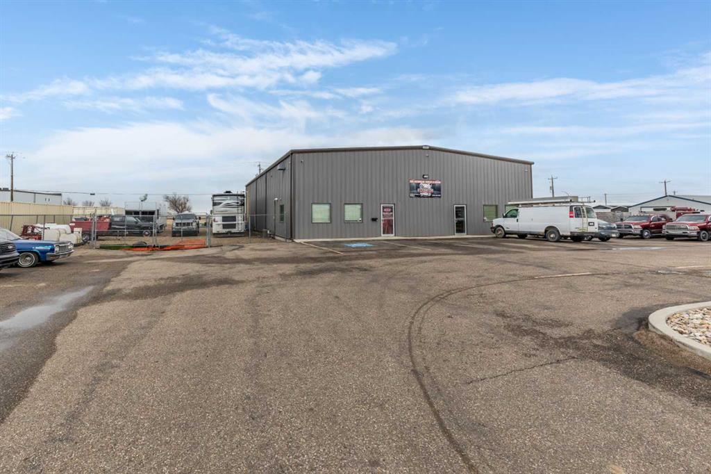 Fifth View of 81 Brier Estates Way NW, Brier Park Industrial, Medicine Hat, Alberta, T1C0B2