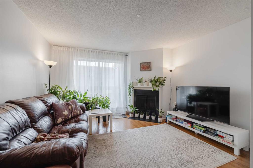 9208, 315 Southampton Drive SW, A2300178, Alberta,