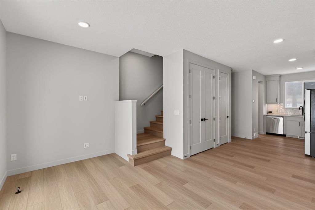 Fifth View of 645 53 Avenue SW, Windsor Park, Calgary, Alberta, T2V0C2