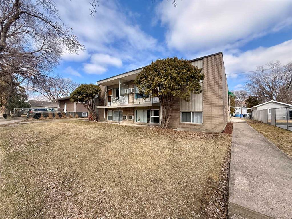 Third View of 112 1 Street NE, Riverside, Medicine Hat, Alberta, T1A 5K3