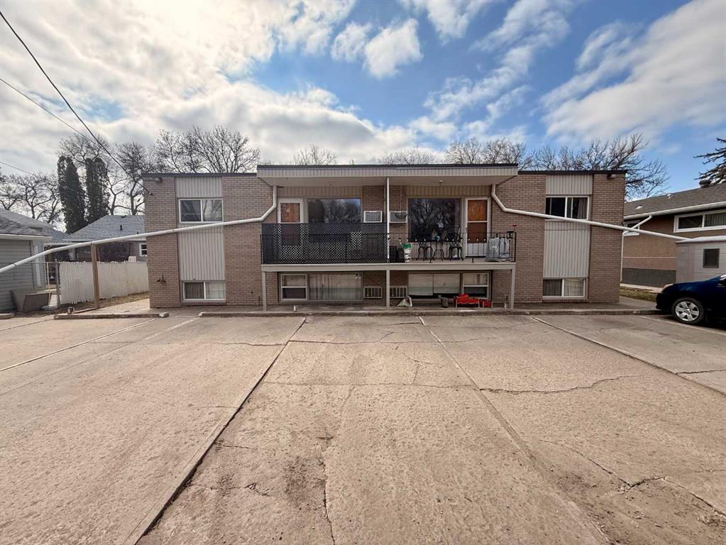 Fourth View of 112 1 Street NE, Riverside, Medicine Hat, Alberta, T1A 5K3