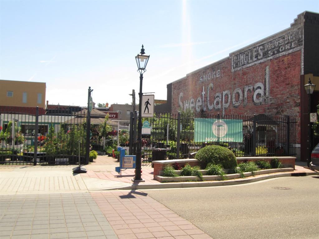 Third View of 637-639 2 Street SE, SE Hill, Medicine Hat, Alberta, T1A 0C8