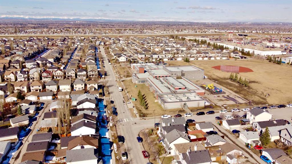 Fourth View of 488 Prestwick Circle SE, McKenzie Towne, Calgary, Alberta, T2Z 4P6