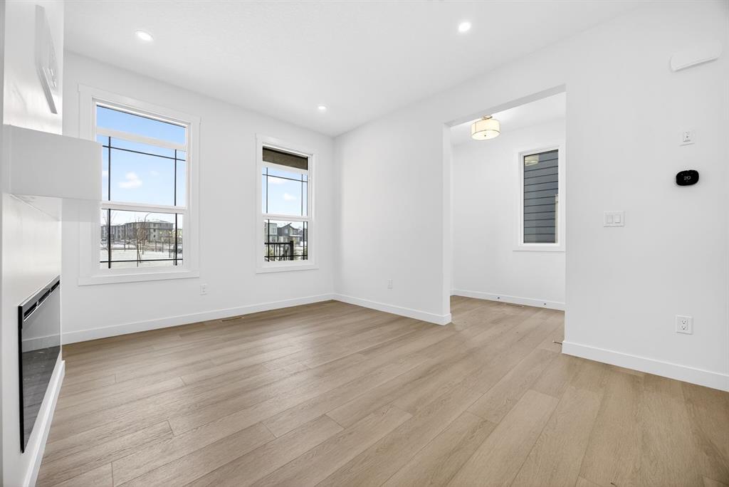 Fourth View of 338 Alpine Boulevard SW, Alpine Park, Calgary, Alberta, T2Y 0Y4