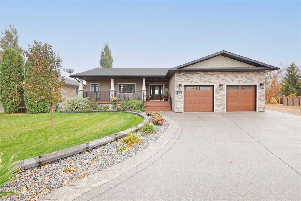 Second View of 911 2 Avenue W, West End, Brooks, Alberta, T1R0B7