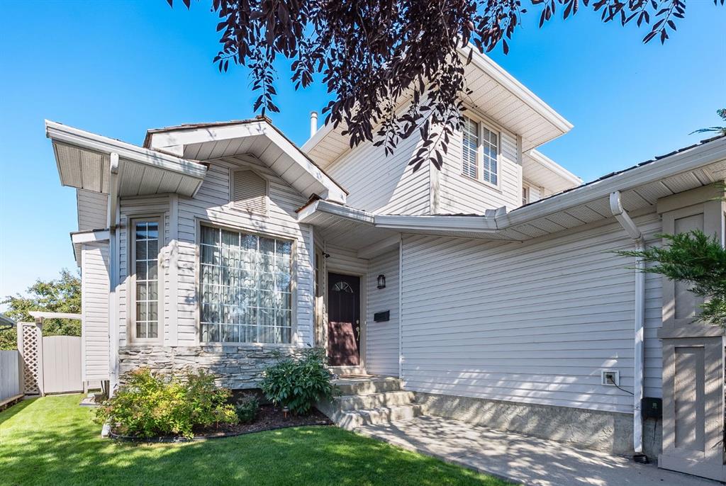 Third View of 255 Douglas Woods Drive SE, Douglasdale/Glen, Calgary, Alberta, T2Z 2E8