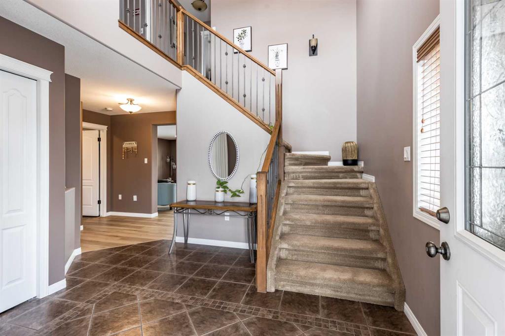 Fifth View of 43 Sterling Link , SE Southridge, Medicine Hat, Alberta, T1B 4N2