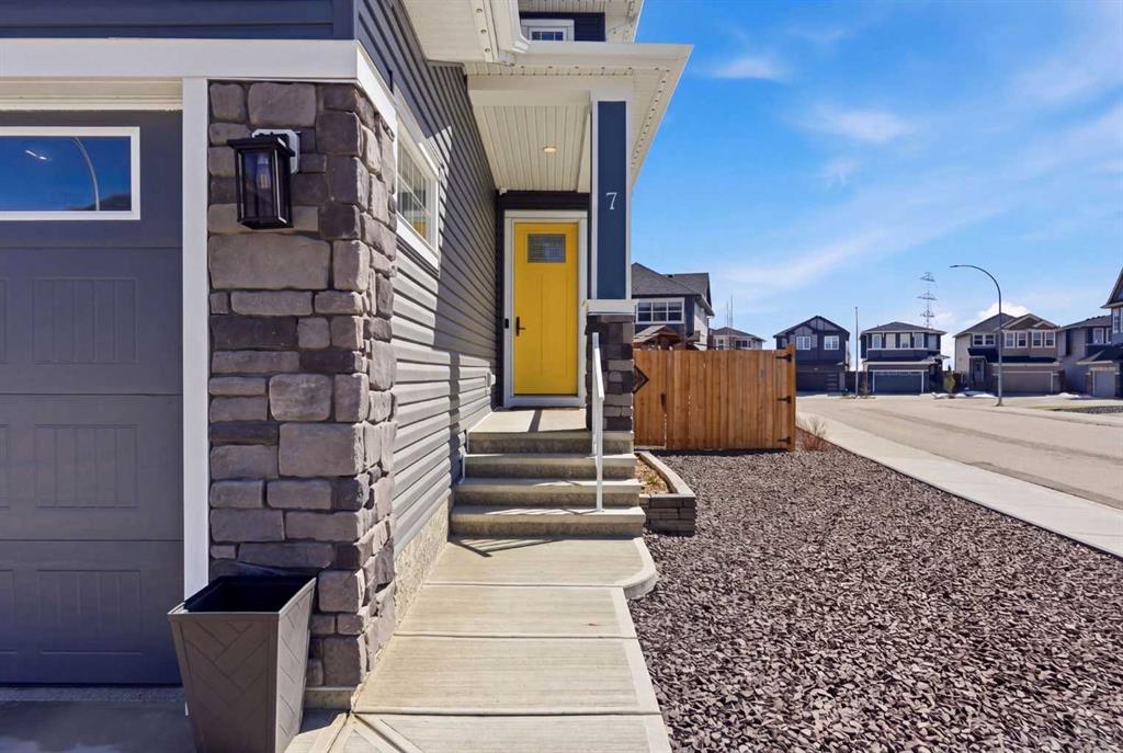 Fourth View of 7 Evansglen Park NW, Evanston, Calgary, Alberta, T3P0X9