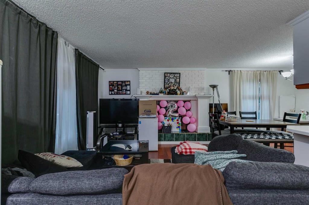 Fifth View of 100 Allandale Close SE, Acadia, Calgary, Alberta, T2H 1V9